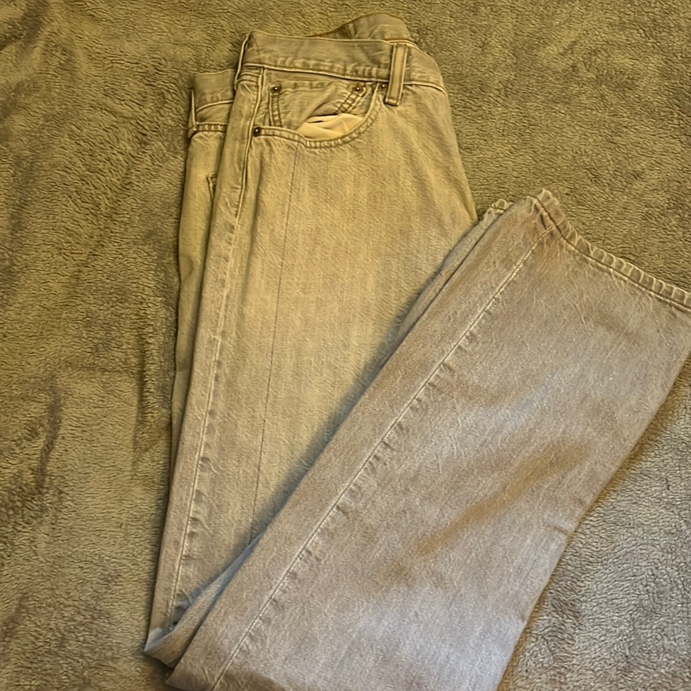 Men’s Whitewashed Levi Jeans